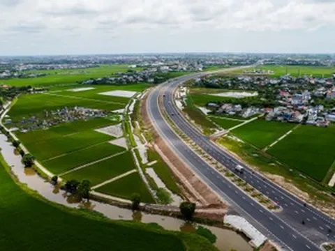 Toàn cảnh tuyến đường 6.400 tỷ đồng ở Ninh Bình sắp hoàn thành