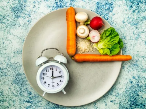 Thời điểm ăn sáng chỉ dấu sức khỏe và tuổi thọ của bạn