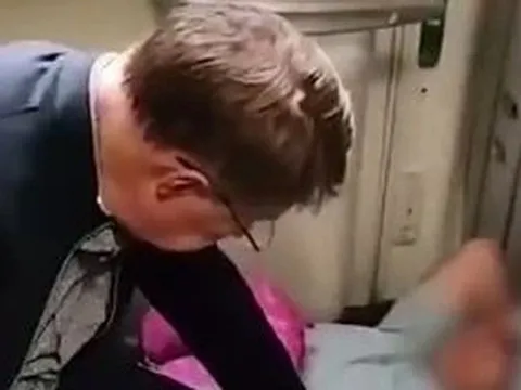 Bộ trưởng Y tế Nga cấp cứu nam hành khách trên chuyến bay đến Việt Nam