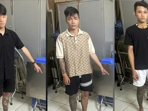 Bắt khẩn cấp 3 thanh niên giật bàn cúng cô hồn trước cửa hàng PNJ