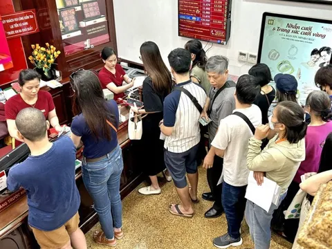 Mua bán vàng phải nộp thuế thu nhập cá nhân: Đề xuất thu như mua bán chứng khoán