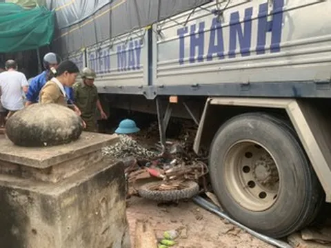 Nguyên nhân vụ xe tải lao vào chợ chuối khiến 3 người chết, 9 người bị thương