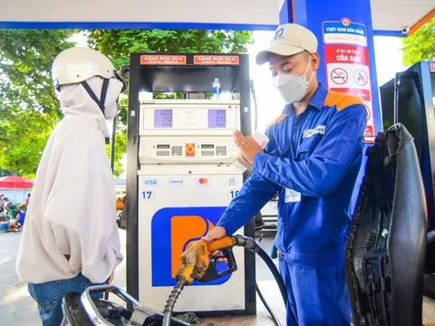 Giá xăng dầu tăng từ chiều nay