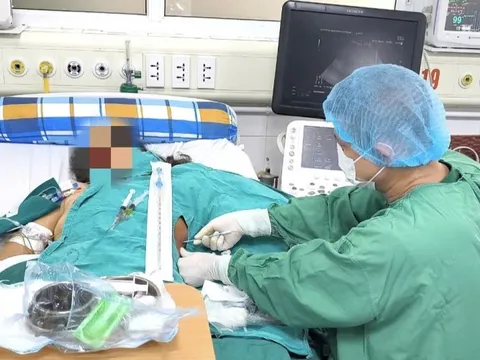 Tiêm giảm đau 4 ngày, người phụ nữ nguy kịch vì sốc độc tố