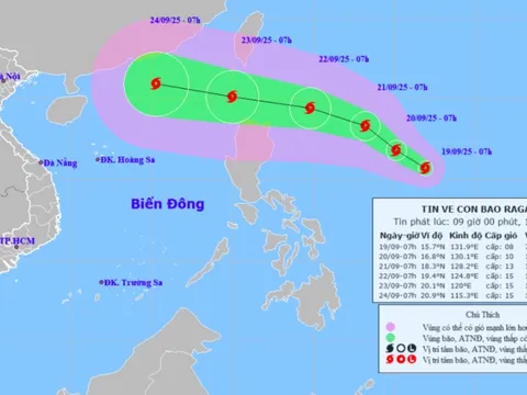 Bão Ragasa có thể giật trên cấp 17, áp sát Biển Đông