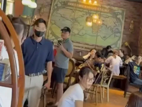 "Tổng tài" đến xin lỗi người bị đánh không được chấp nhận: Tôi rất buồn chán, hối hận