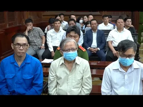 Nghị án kéo dài vụ đại gia Đinh Trường Chinh thâu tóm "đất vàng" ở Tp.HCM