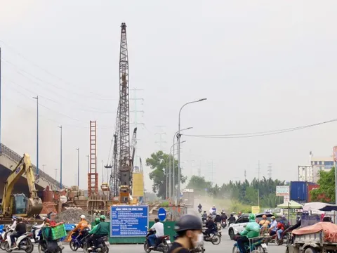 Nút giao Mỹ Thủy đội vốn gấp ba, chậm tiến độ triền miên, vì đâu?