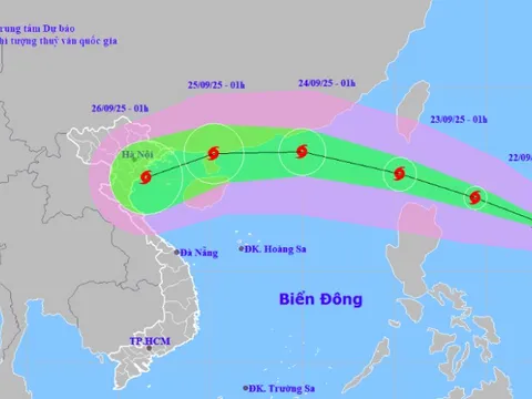 Bão Ragasa mạnh thêm, giật cấp siêu bão, có ảnh hưởng đến nước ta?