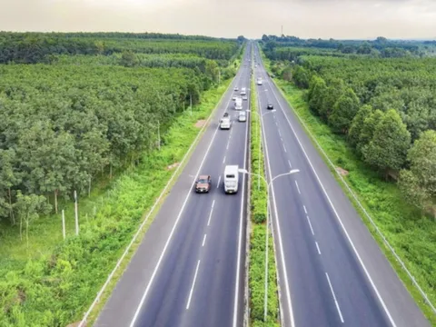 Thêm nhiều tuyến cao tốc được đề nghị phân làn, thay đổi tốc độ xe chạy