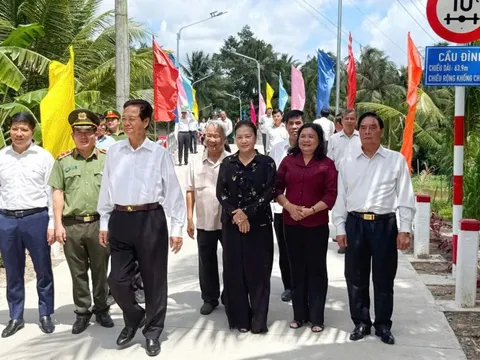 Khánh thành 4 cây cầu nông thôn do trung tướng Đinh Văn Nơi vận động xây dựng