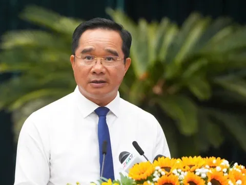 Chủ tịch TP.HCM yêu cầu tổng rà soát, xử lý dứt điểm trường học xuống cấp trước 30-9