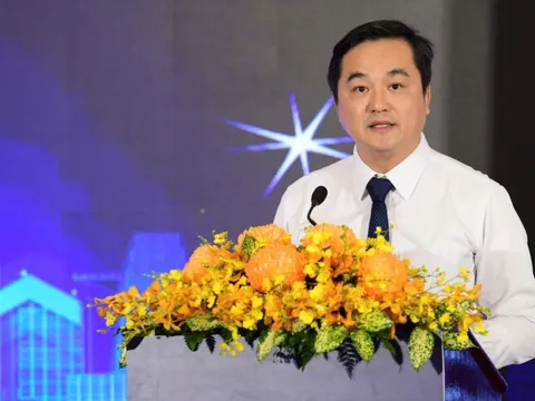 Tận dụng đúng lợi thế, TP.HCM sẽ thành 'rồng ba đầu' mạnh mẽ