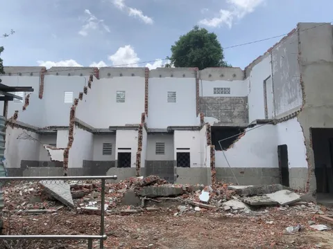 Nhà xây lụi, số lụi, phường Thới An báo cáo đã tháo dỡ, thực tế chưa hoàn tất