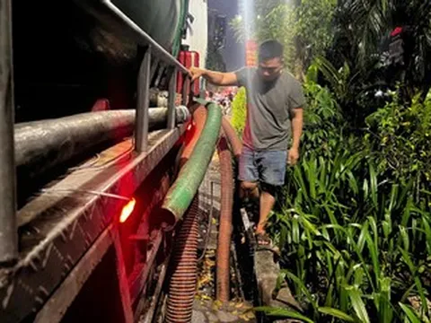 Danh tính đối tượng cầm đầu nhóm xả trộm 50m³ chất thải xuống sông Tô Lịch