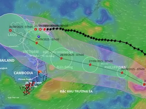 Lý do bão số 9 Ragasa đổ bộ đất liền giảm cấp rõ rệt, diễn biến bão Bualoi