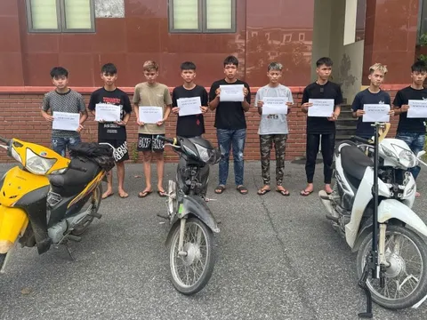 Tạm giữ nhóm đối tượng mang hung khí đuổi đánh nhau làm 3 người thương vong