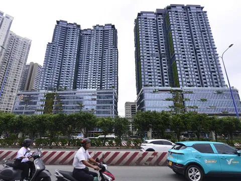 Đừng ngồi trên 'thiên đình' để làm chính sách