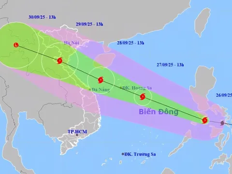 Bão Bualoi càng gần bờ càng mạnh, giật tới cấp 15, dự báo đổ bộ vào khu vực nào?