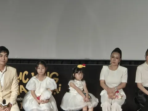 Việt Hương: "Tôi là quỷ già của Khương Ngọc!"