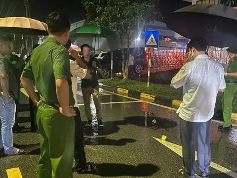 Mâu thuẫn tình ái, dùng dao đâm chết vợ và 2 người đàn ông trong đêm