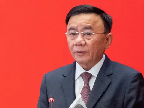 Bộ Chính trị, Ban Bí thư yêu cầu kiểm điểm việc chậm thực hiện chế độ với cán bộ nghỉ do sắp xếp