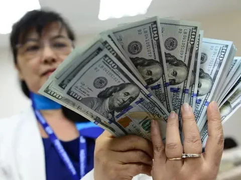 'Mổ xẻ' lý do khiến tỉ giá USD ‘chạy căng’, ẩn số lớn cho thị trường cuối năm