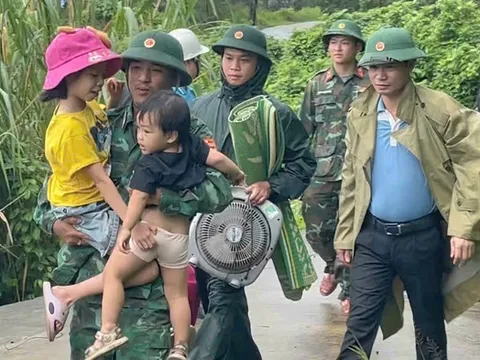 Quảng Trị: 3 người mất tích, di dời hơn 2.300 người dân trước giờ bão đổ bộ