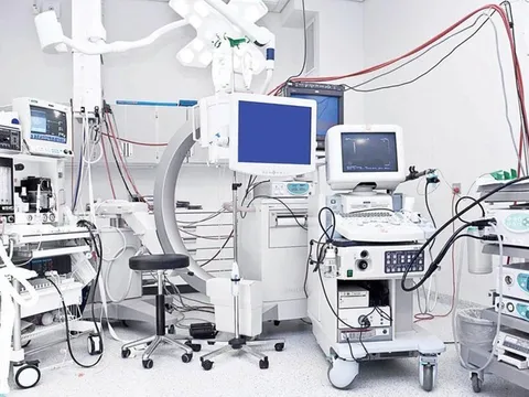 Đề xuất phân nhóm thiết bị y tế theo tiêu chuẩn kỹ thuật, chất lượng trong mua sắm, đấu thầu