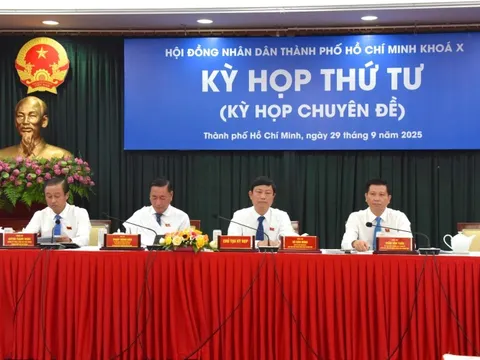 Chủ tịch HĐND Tp.HCM: HĐND và UBND phải cùng hành động, không để các nút thắt kéo dài thêm 10 năm