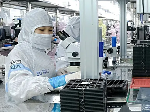 Để tăng trưởng trên 8%: Giữ chân dòng vốn FDI