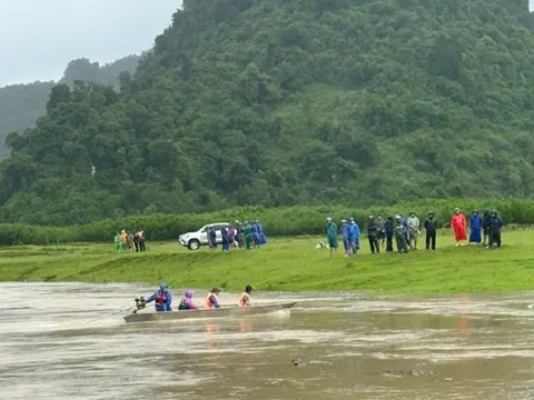 Nam sinh 16 tuổi bị nước lũ cuốn mất tích khi đi dắt trâu