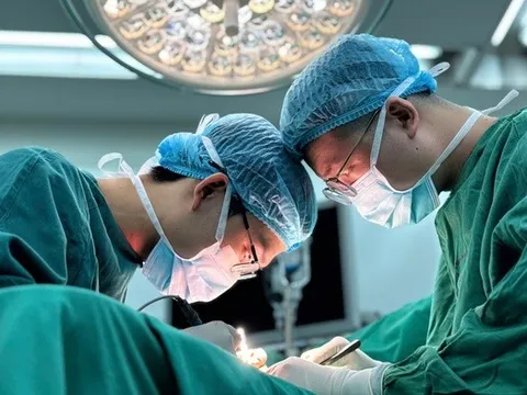 Từ khối u nhỏ ở ngón tay bất ngờ phát hiện bệnh hiếm gặp