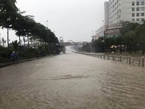 Cập nhật 82 điểm úng ngập không thể đi qua trên địa bàn Hà Nội