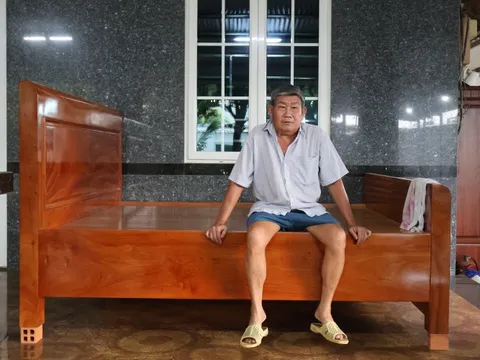 “Đóng quan tài để sống lâu” – chuyện lạ ở TP HCM