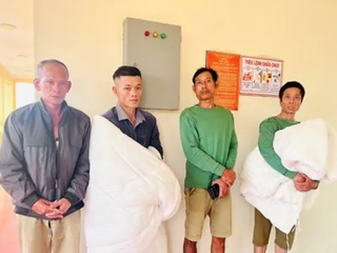 Thuyền viên thoát chết kể phút kinh hoàng khi tàu chìm, 6 người vẫn mất tích