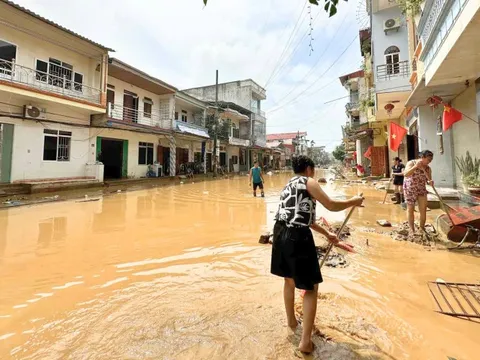 Lào Cai: Tạm dừng, điều chỉnh tour du lịch tại khu vực nguy hiểm