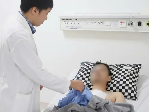 Kích hoạt báo động đỏ, cứu bệnh nhân vỡ tim nặng trong gang tấc