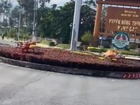 Sự thật về người bán nước trúng 8 vé số độc đắc, cúng 5 con heo quay giữa vòng xoay