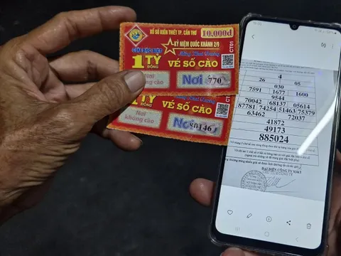 Vé số cào Cần Thơ đắt hàng, phát hành thêm 4 triệu vé