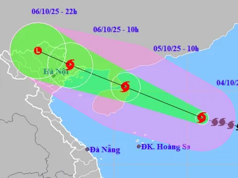 Bão số 11 Matmo ảnh hưởng đến đất liền nước ta khi nào?