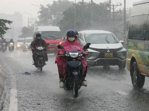 Thời tiết TP HCM hôm nay, 4-10: Mưa dông về chiều và tối