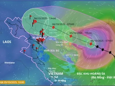 Bão số 11 Matmo đang giai đoạn mạnh nhất, thời điểm tác động đất liền nước ta