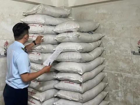 Liên tiếp phát hiện hàng nhập lậu “đội lốt” đường Thái Lan ở Đà Nẵng