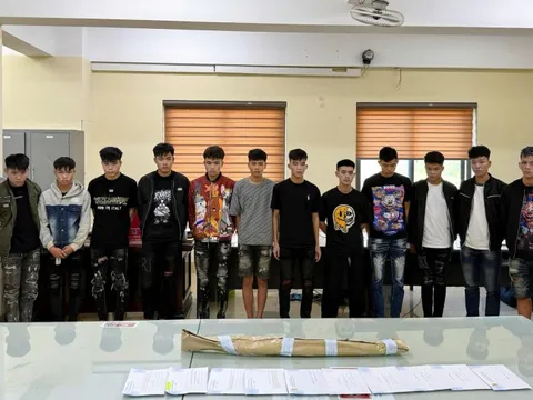 Tạm giữ nhóm 12 đối tượng khiến 2 thiếu niên thương vong khi truy tìm để đánh đối thủ