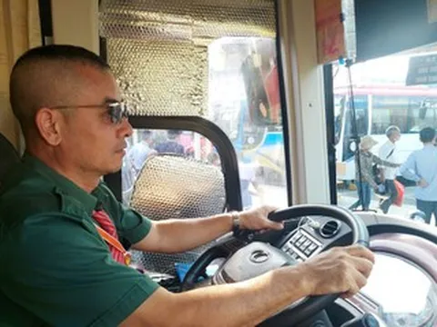 Đề xuất nâng tuổi hành nghề tài xế chuyên nghiệp