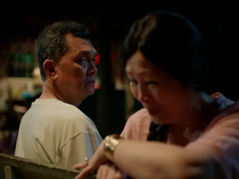 NSND Hồng Vân, NSƯT Hữu Châu và chuyện "tình già"