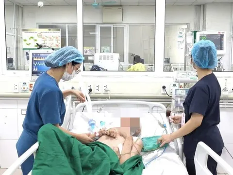 Cụ ông 90 tuổi ngừng tim vì nghẹn cơm