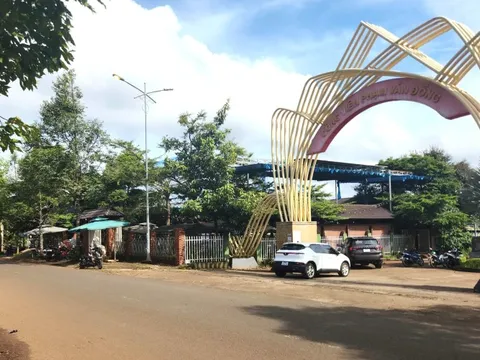 Lấy đất công viên làm sân Pickleball, quán cà phê, nhiều người ở Gia Lai bức xúc