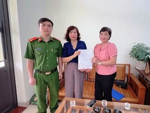 Tài khoản nhận được 20 tỷ đồng, cô giáo Nguyễn Thúy Hiền ở Ninh Bình lập tức báo công an